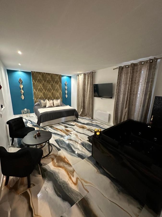 Suite De Prestige Avec Spa & Cinema Ivry-sur-Seine Luaran gambar